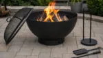 Feuerschale kaufen fuer Terrasse und Balkon: Passendes Zubehoer fuer Komfort und Sicherheit